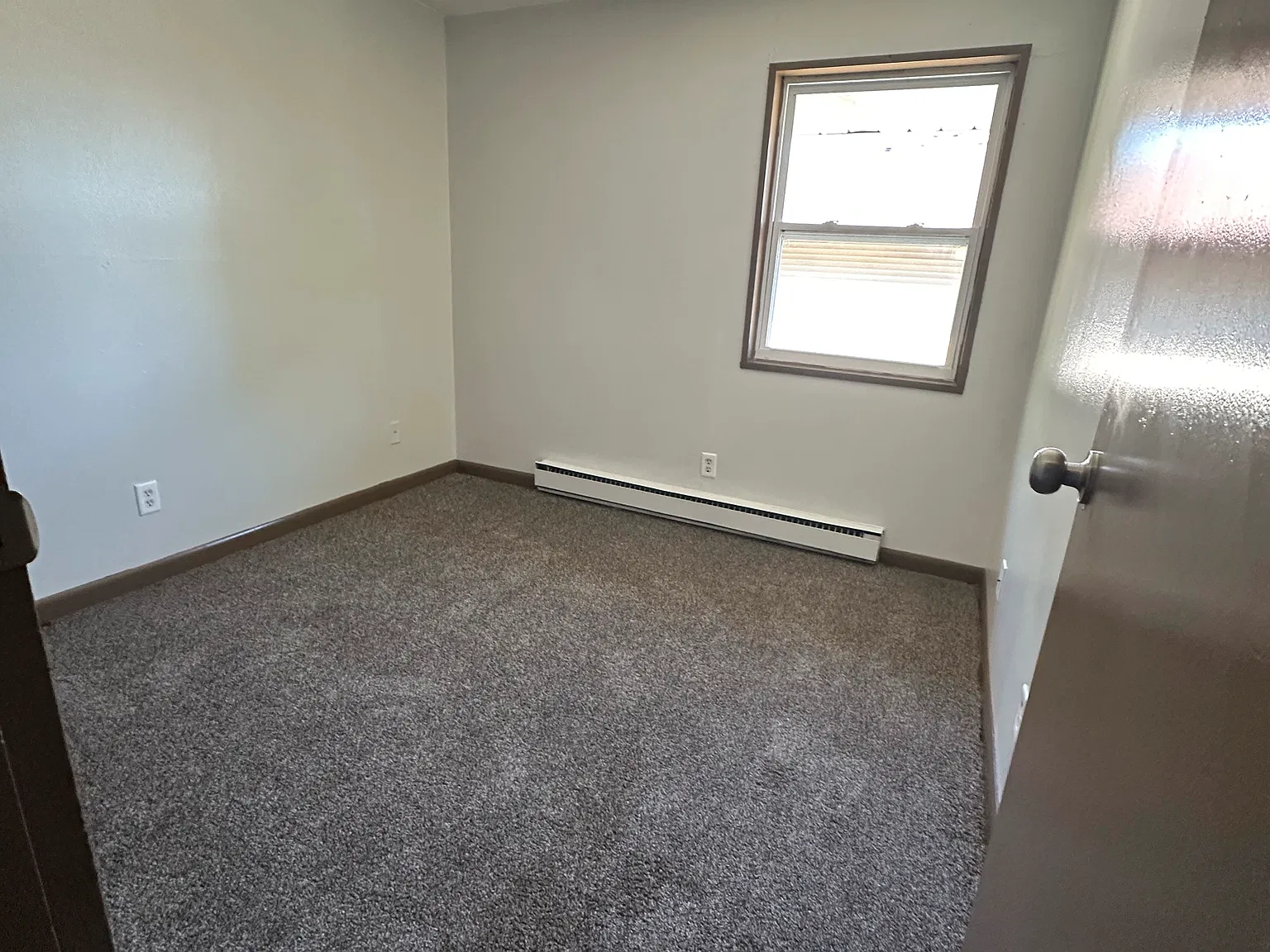 1 bed, 800 sqft, $675 — Photo 3