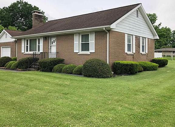 2nd image of 3825 Herndon Dr