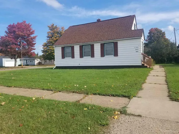 1890 Prairie Ave, Ishpeming, MI 49849
