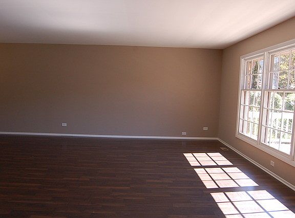 3rd image of 1020 Millbrook Dr