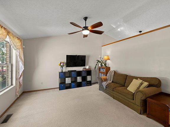 5th image of 7897 Merdon Dr