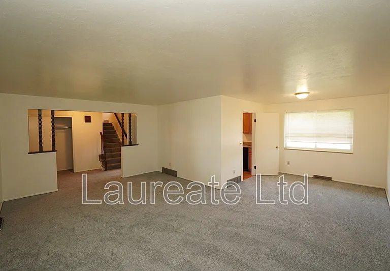 1472 W Geddes Ave — Photo 4