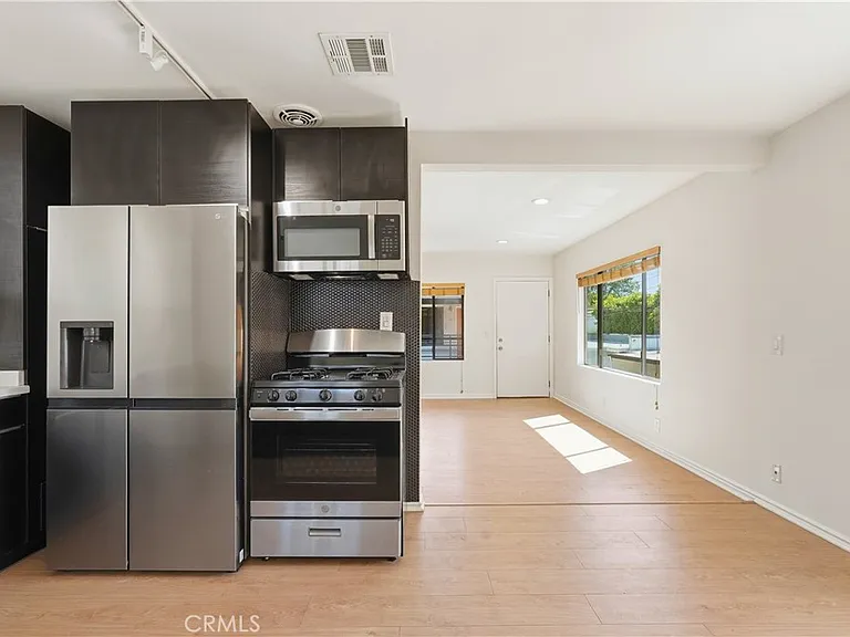 4965 Kester Ave #4 — Photo 14