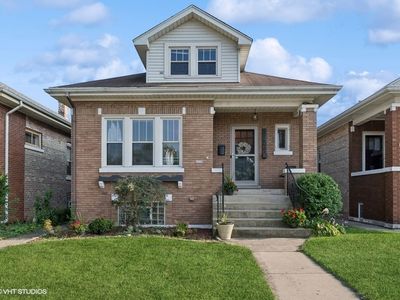 6125 W Warwick Ave, Chicago, IL, 60634