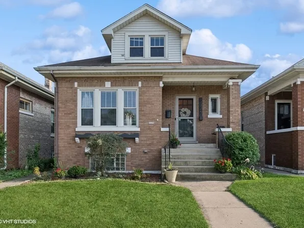 6125 W Warwick Ave, Chicago, IL 60634