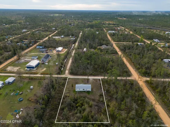 18006 Overland Ave, Fountain, FL 32438