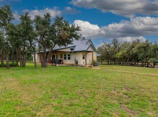 150 Deer Run Dr, Mountain Home, TX 78058