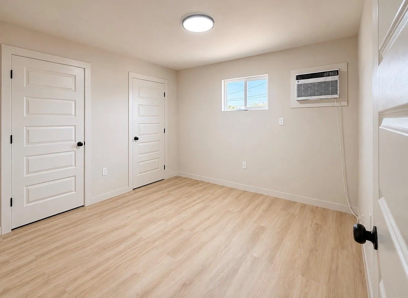 1 bed, 1.0 bath, 595 sqft, $1,200 — Photo 4