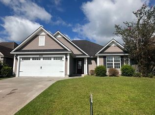 4089 Silver Glenn Dr, Hahira, GA 31632