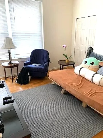 1 bed, 1100 sqft, $1,350 — Photo 3