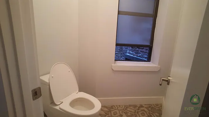 Rented by Evergreen Apartments BK | media 51