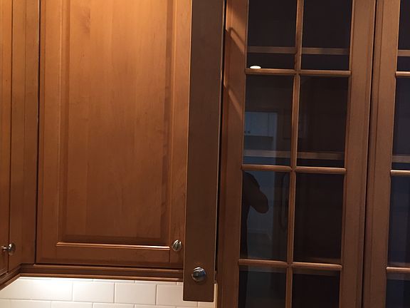 4th image of 1325 Hillcrest Ave NW