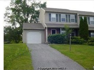 4 Larch Dr, Shippensburg, PA 17257