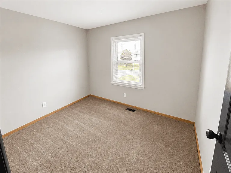 857 Glenn Ct — Photo 9