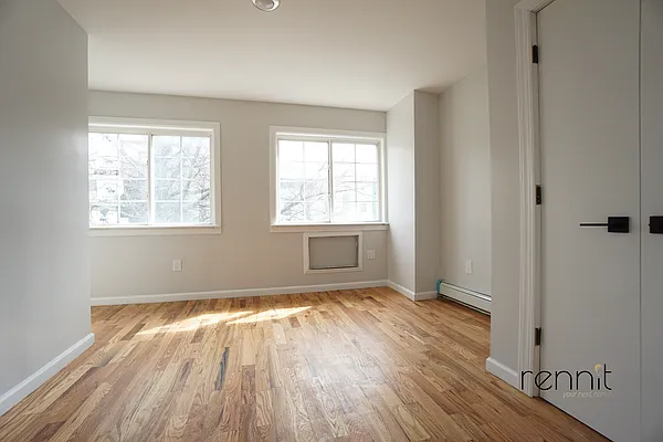 Rented by Rennit Inc. | media 9