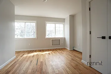 Rented by Rennit Inc.