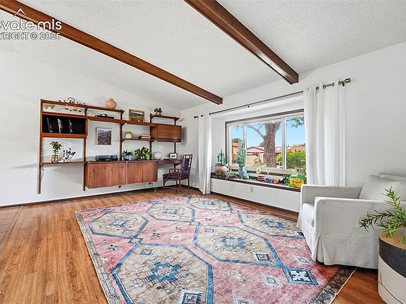 3rd image of 4055 Thundercloud Dr