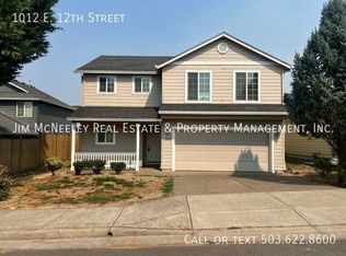 1012 E 12th St, Lafayette, OR