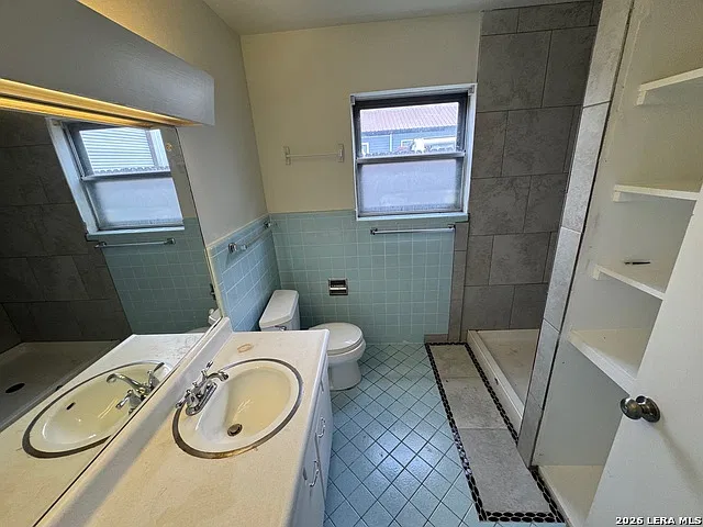 118 Goforth Dr — Photo 9