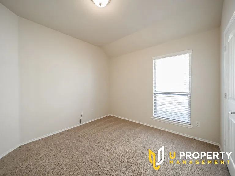 552 Indian Hill Dr — Photo 22