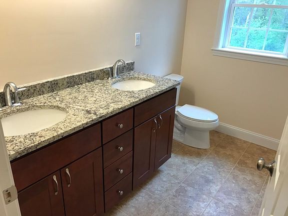 2nd image of 76 Parkview Ln