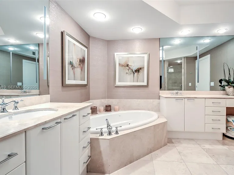 3535 S Ocean Dr #705 — Photo 27