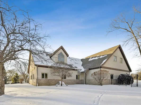 16W125 89th St, Burr Ridge, IL 60527