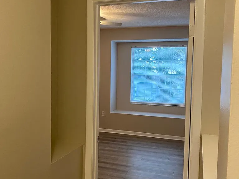 4131 Guadalupe Ct — Photo 29