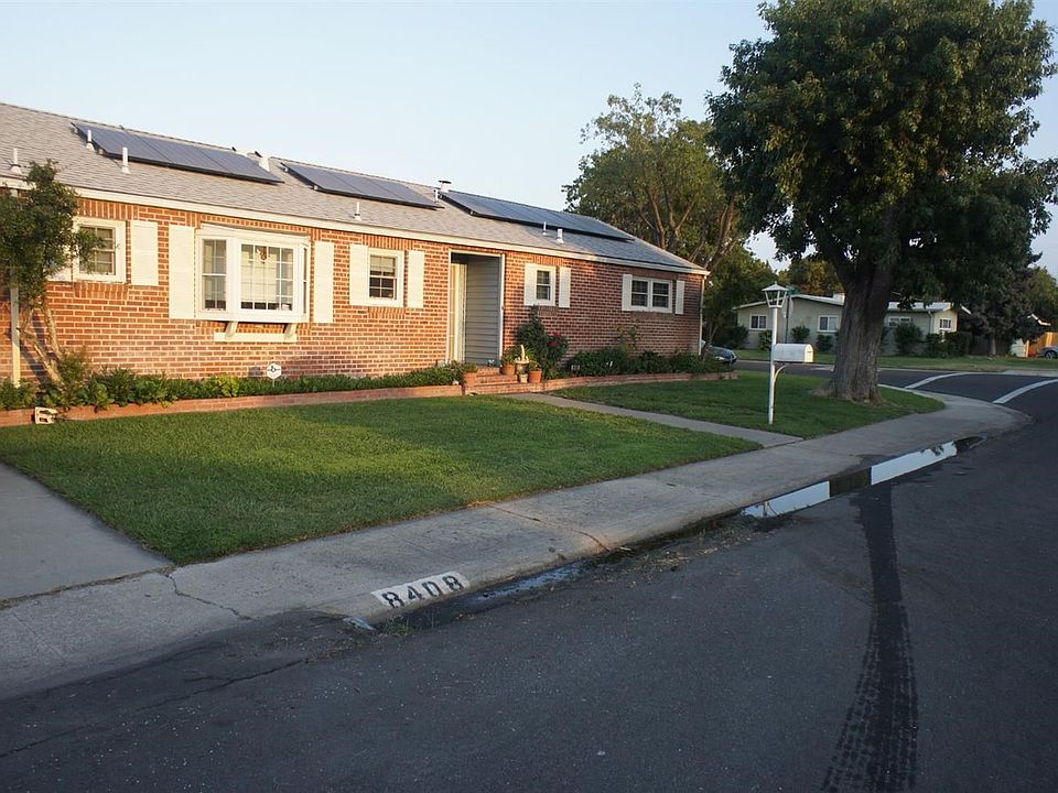 1st image of 8408 N Balboa Ave