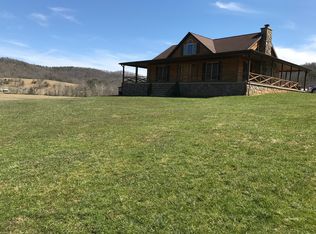 6113 Palestine Rd, Palestine, WV 26160