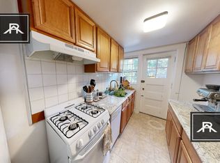 36 Gibson Ter #2A, Cambridge, MA 02138