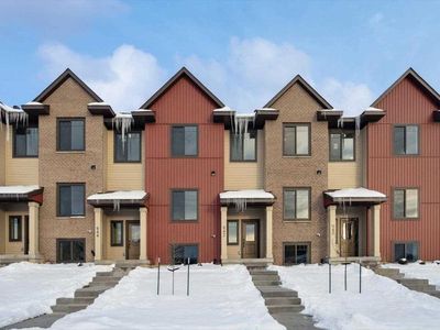 944 Dubs Dr, Iowa City, IA, 52246