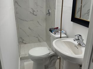 129 SE 5th St #1A, Hallandale, FL 33009