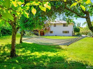 11689 NE Sunset Loop, Bainbridge Island, WA 98110