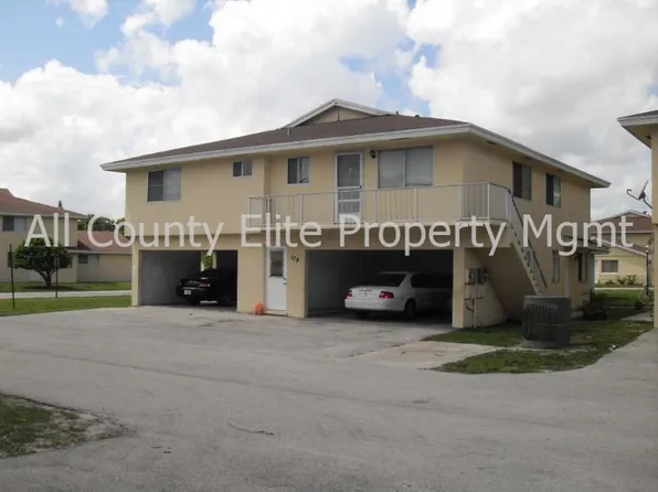 104 E Tiffany Dr APT 4, Mangonia Park, FL 33407