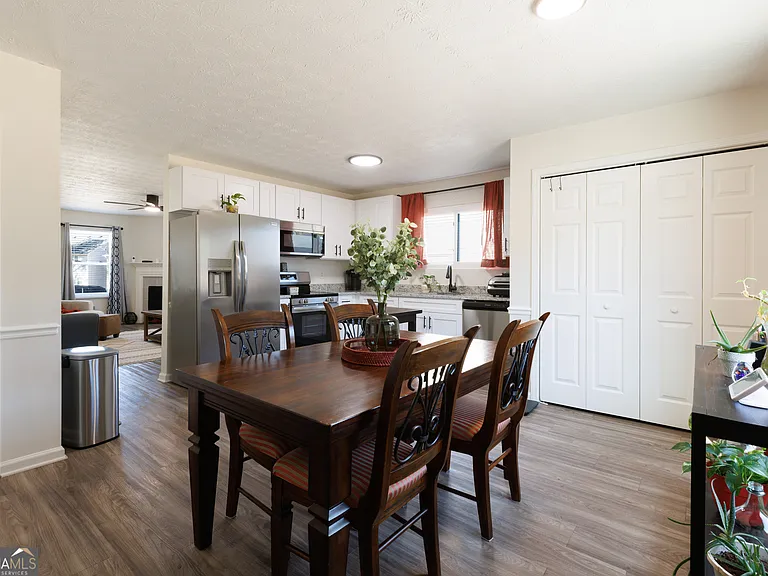 45 Chandler Field Dr — Photo 8