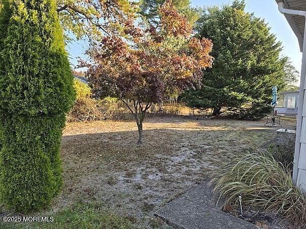 2nd image of 1046 Edgebrook Drive
