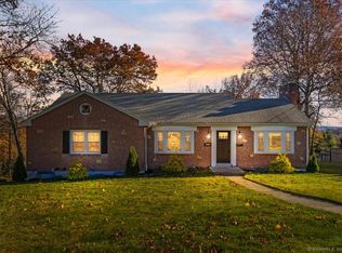 484 Ridge Rd, Wethersfield, CT 06109