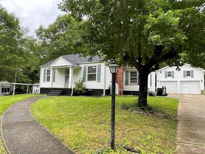 124 Garner Rd, Winston Salem, NC, 27105