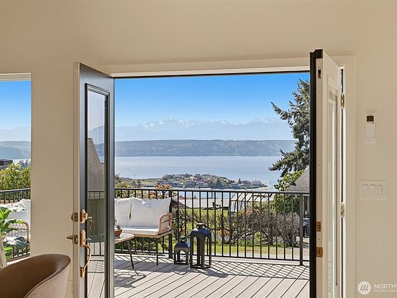 5th image of 38274 Vista Key Drive NE