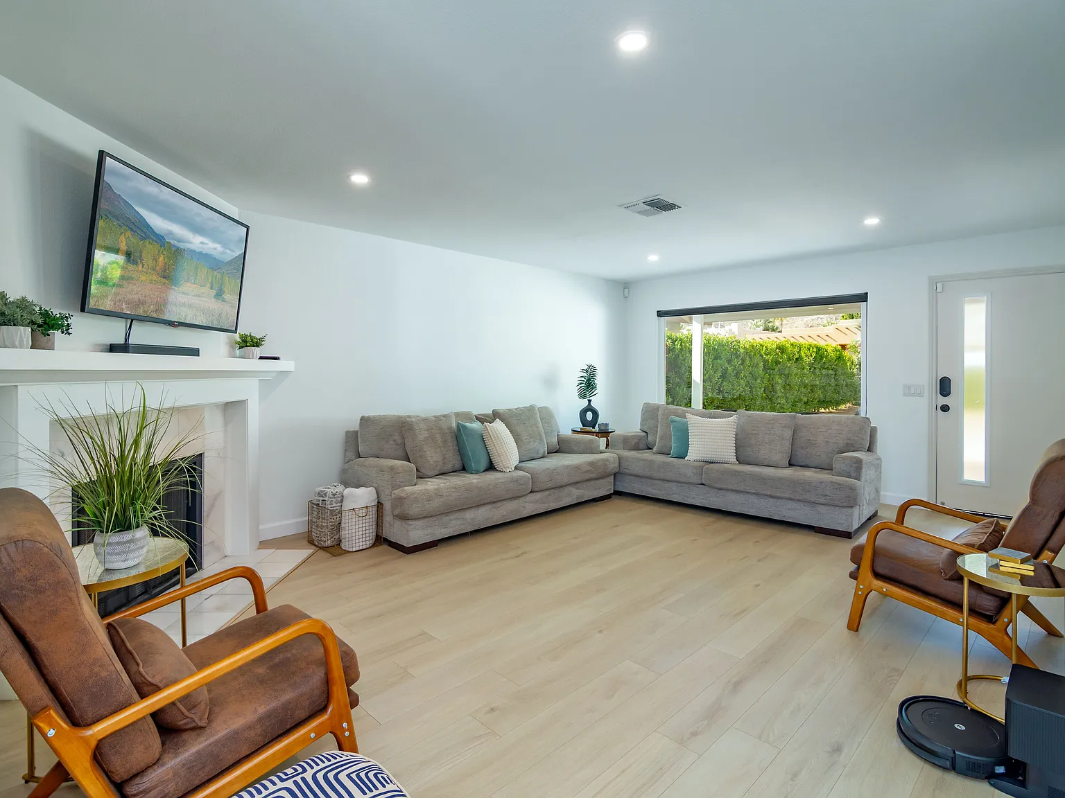 54200 Avenida Madero — Photo 4