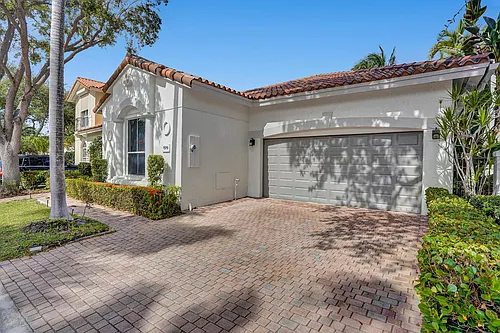 1529 Shoreline Way Photo 1