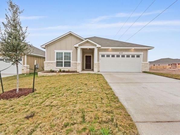 649 Oxford Ln