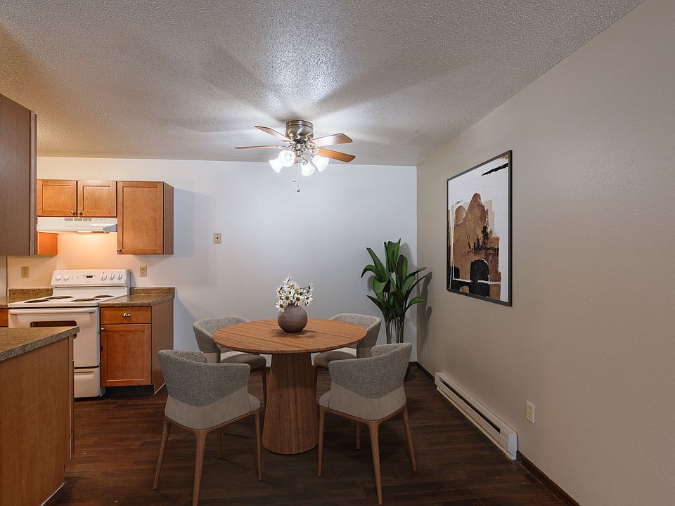 Fargo, ND Long Island Apartments | Dining