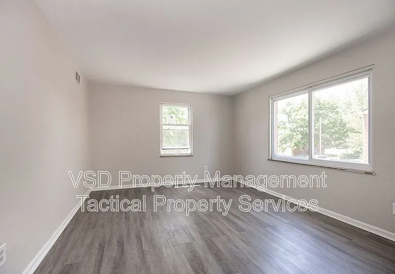 20131 Crystal Ave #UP — Photo 11