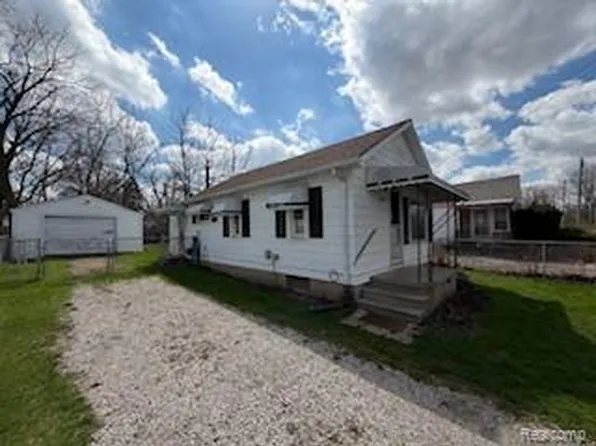 1119 W Bergin Ave, Flint, MI 48507