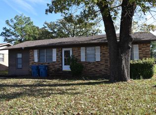 1106 3rd St, Athens, TX 75751