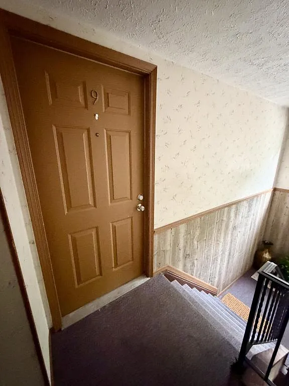 6369 St Andrews Dr — Photo 2