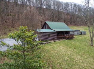 159 Dickerson Hollow Ln, Pleasant Shade, TN 37145