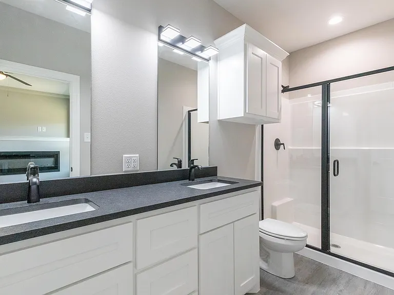 7900 Freedom Crest Ave — Photo 11